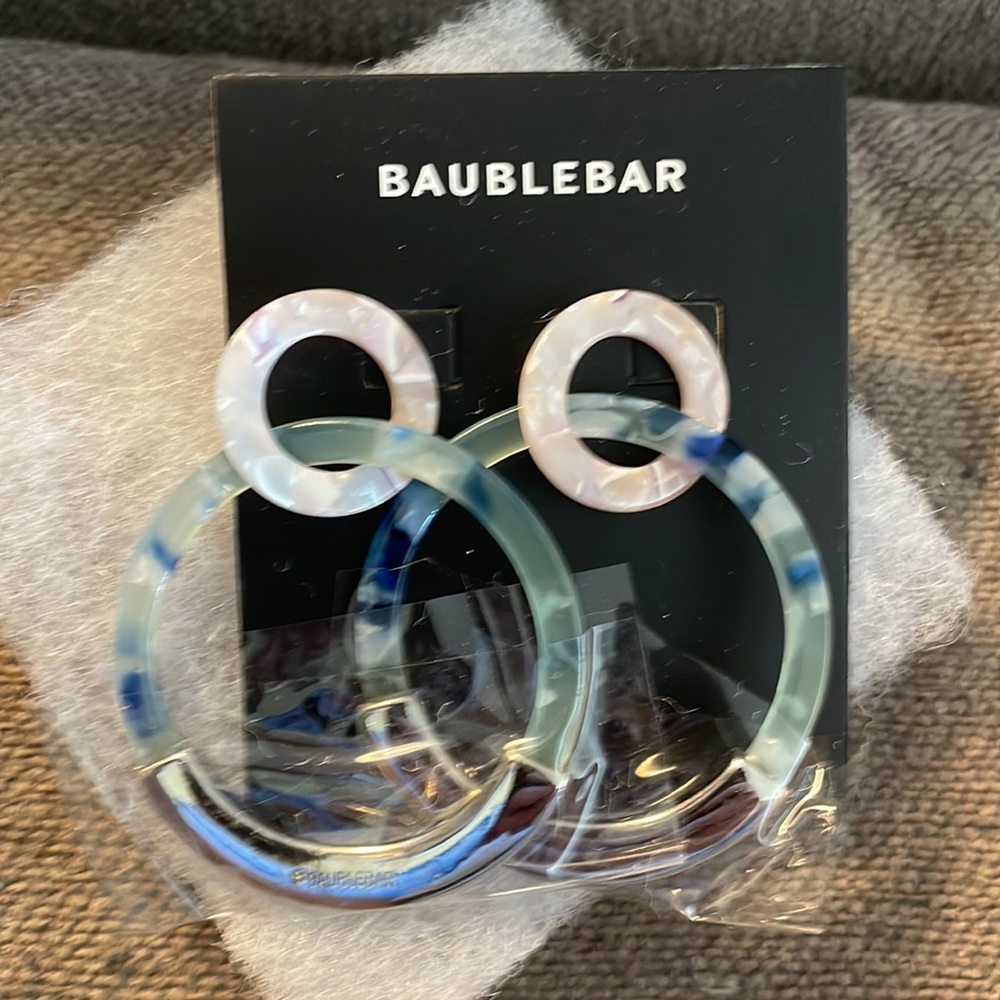 Baublebar Jewelry I Nwt
Baublebar Resin Linked Hoops